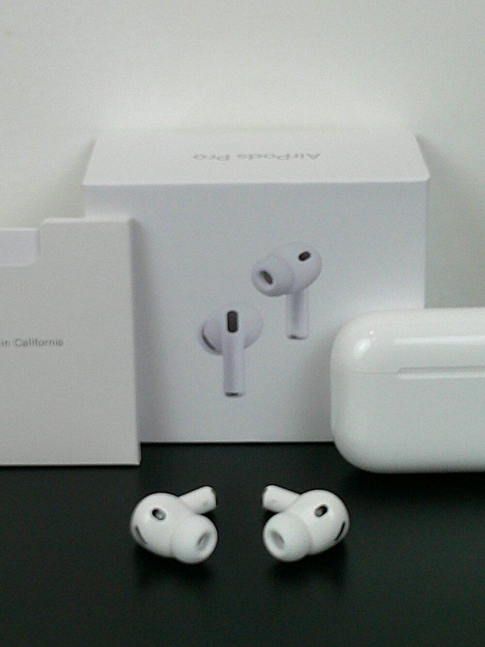 Apple AirPods Pro 3 Wireless Active Noise Cancelling Earbuds Magsafe